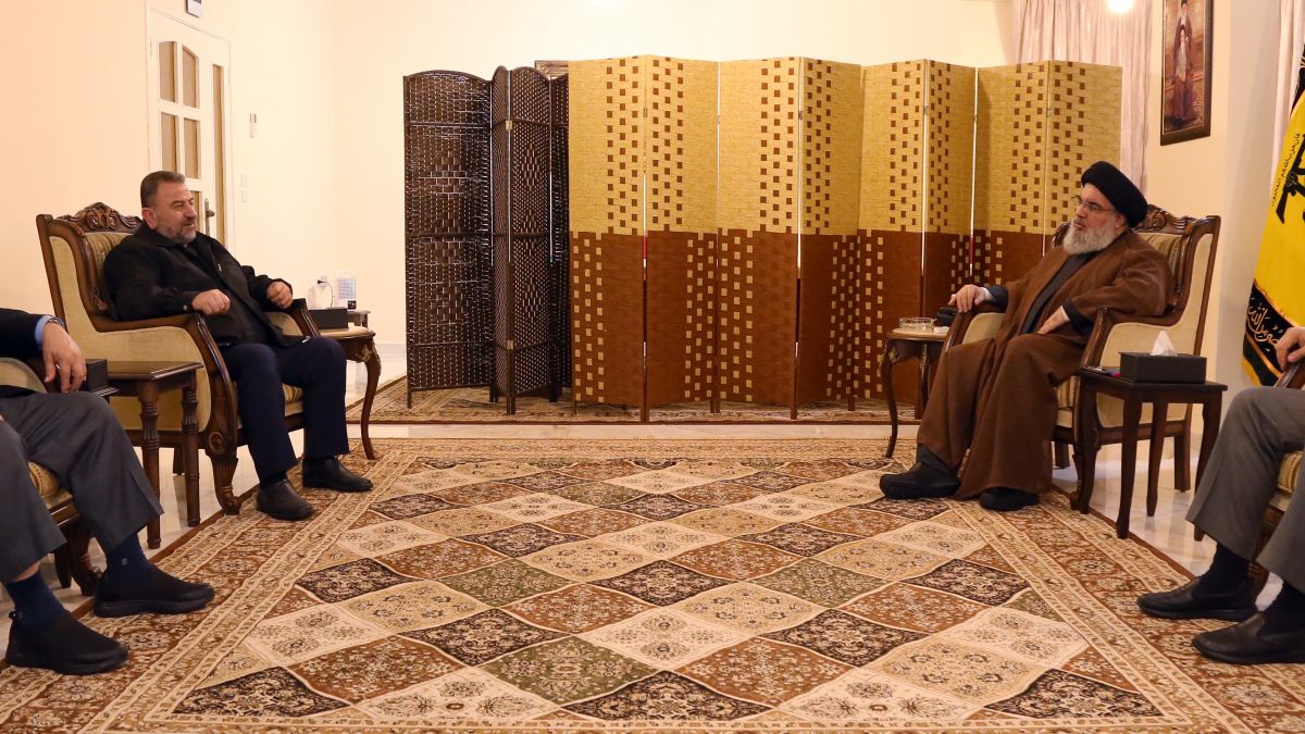 لقاء الأمين العام لحزب الله سماحة السيد حسن نصرالله وفدا من قيادة حركة المقاومة الاسلامية حماس 26-2-2022